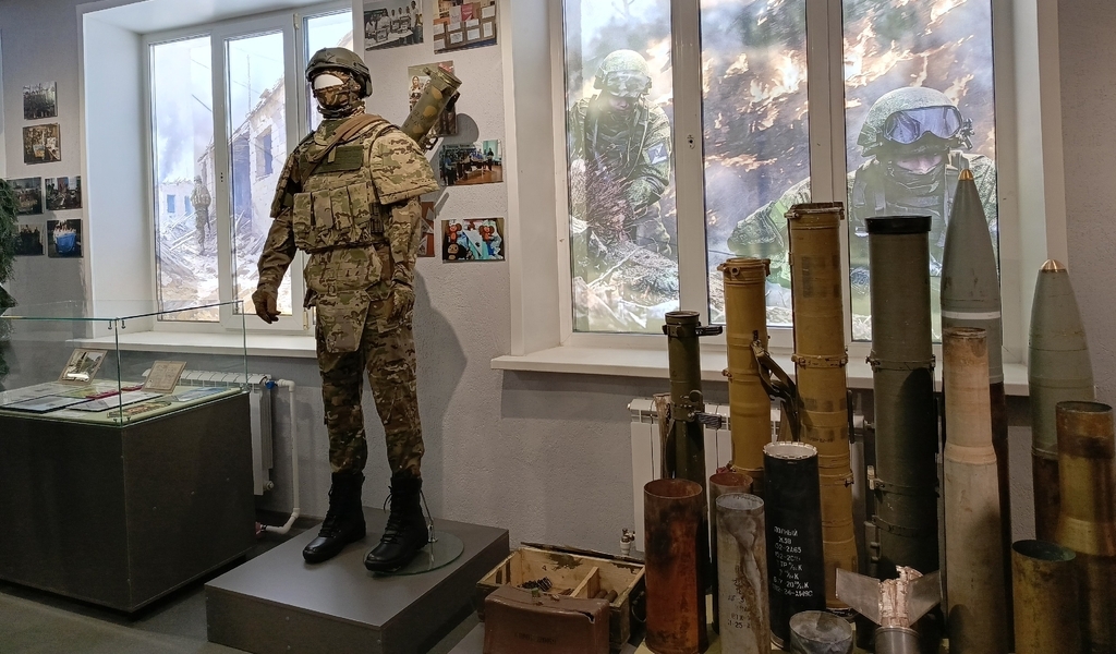 Камикадзе, ракеты и пропаганда: в Аткарске открыли музей СВО